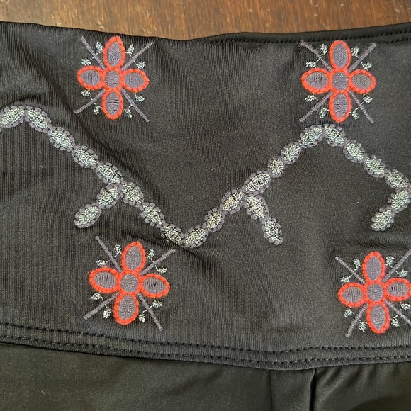 Lucky in Love Lurex Flora Scallop Skort M and XL NWT - Picture 7 of 15